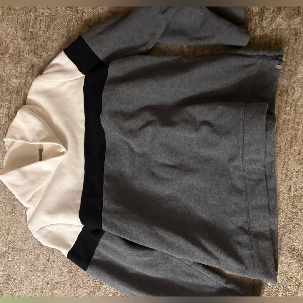 Talbots Women's Turtleneck Sweatshirt in Cream, Black, and Gray Mockneck - Picture 2 of 3